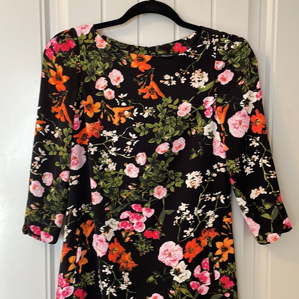 NWT RW & CO Floral dress